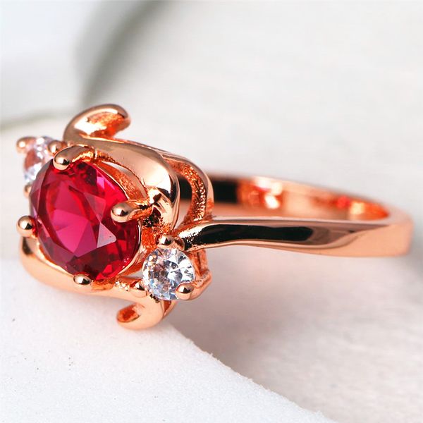 new rose gold color classic fashion wild beautiful female asymmetric inlaid red zircon hand jewelry, Slivery;golden
new rose gold color classic fashion wild beautiful female asymmetric inlaid red zircon hand jewelry, Slivery;golden
