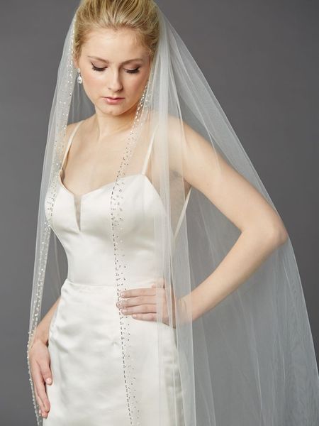 stylish chapel-length one-layer white ivory champagne purple pink red black beaded edge wedding veils meidingqianna brand bridal veils
stylish chapel-length one-layer white ivory champagne purple pink red black beaded edge wedding veils meidingqianna brand bridal veils