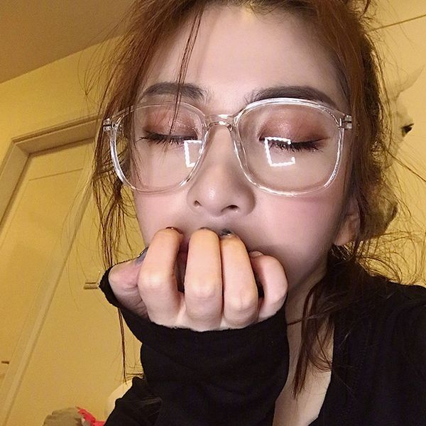 wang liuwen transparent frame ulzzang harajuku white plain-looking men and women glasses glasses, Silver
wang liuwen transparent frame ulzzang harajuku white plain-looking men and women glasses glasses, Silver