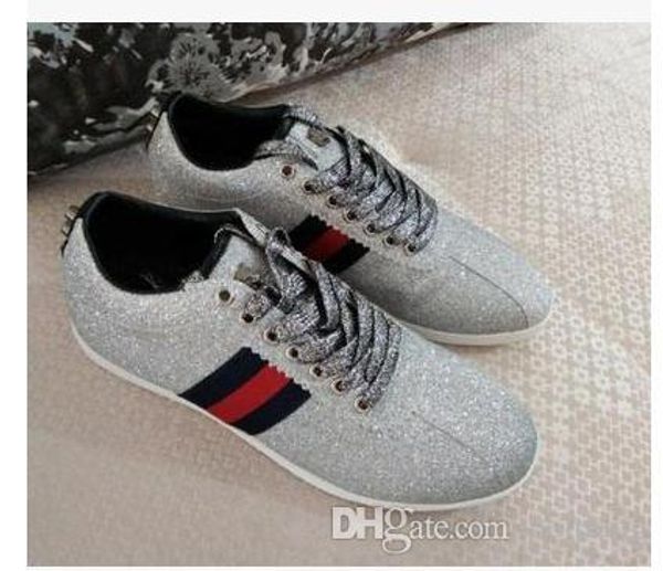 2017 новый бренд подлинной кожа Мужская замша Flats Италия Мода досуг складной вождения обувь Мужские Мокасины Мокасины для мужчин
2017 новый бренд подлинной кожа Мужская замша Flats Италия Мода досуг складной вождения обувь Мужские Мокасины Мокасины для мужчин