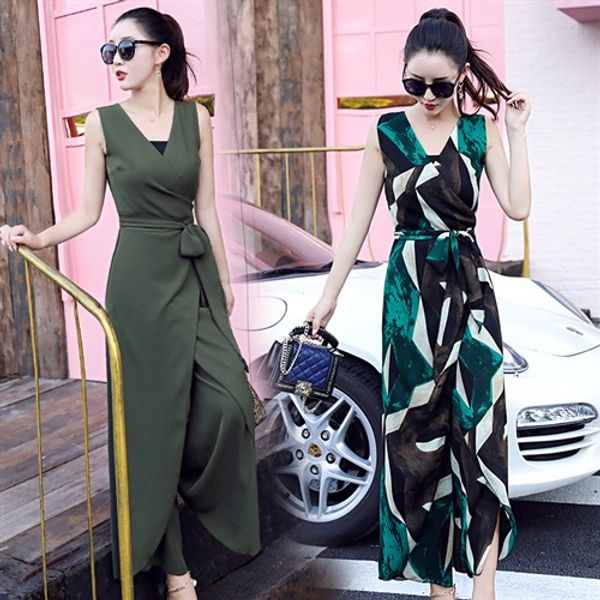 women's summer deep v-neck jumpsuit romper high waist split playsuit sleeveless jumpsuits, Black;white
women's summer deep v-neck jumpsuit romper high waist split playsuit sleeveless jumpsuits, Black;white