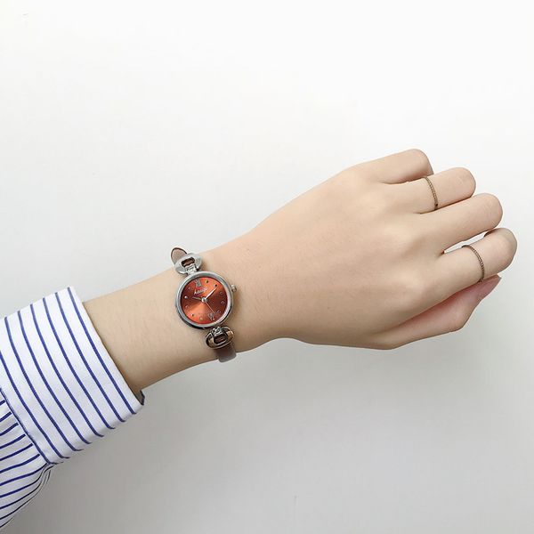 2019 super slim small women quartz watches classical ladies luxury watch female dress fashion casual watch relojes para mujer, Slivery;brown
2019 super slim small women quartz watches classical ladies luxury watch female dress fashion casual watch relojes para mujer, Slivery;brown