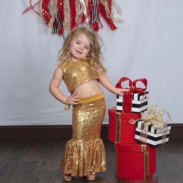 gold two pieces mermaid girls pageant dresses sequined fabric jewel neck sleeveless kids little girls formal party prom dress cheap, White;red
gold two pieces mermaid girls pageant dresses sequined fabric jewel neck sleeveless kids little girls formal party prom dress cheap, White;red