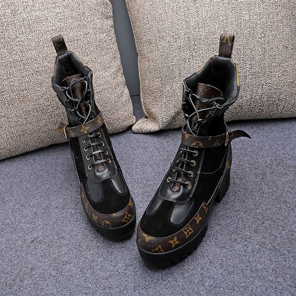 short boots female british wind 2019 new autumn single boots thick bottom with handsome net red thin skinny boots handsome martin boot, Black
short boots female british wind 2019 new autumn single boots thick bottom with handsome net red thin skinny boots handsome martin boot, Black