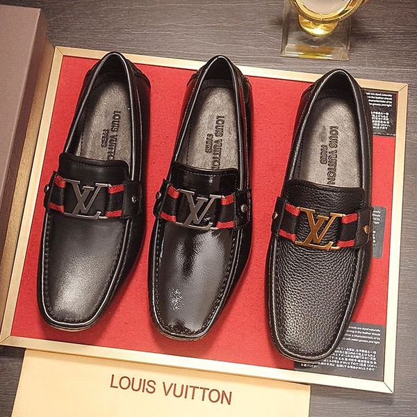 new style high-quality luxury men's formal business leather shoes fashion design brand classic retro texture suitable for many occasion, Black 
new style high-quality luxury men's formal business leather shoes fashion design brand classic retro texture suitable for many occasion, Black