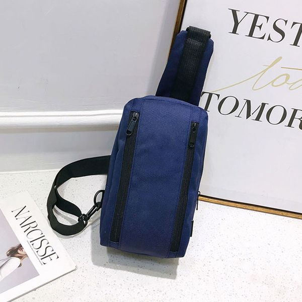 selling crossbody bags adjustable luxury designer fannypacks casual messenger bags for women men girl boy
selling crossbody bags adjustable luxury designer fannypacks casual messenger bags for women men girl boy