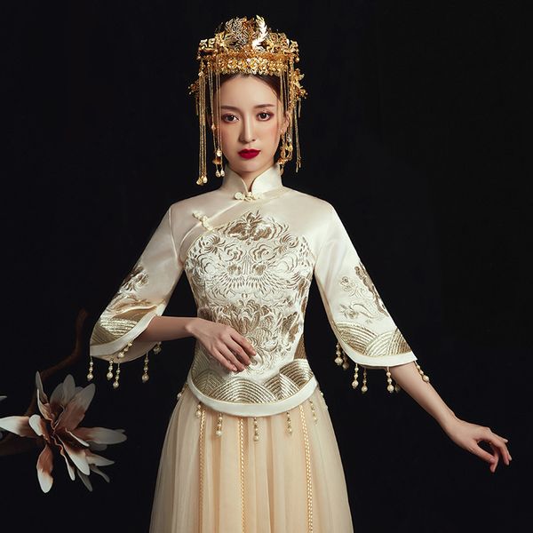 new gold half sleeve mesh women cheongsam chinese traditional embroidery flower qipao nevolty marriage suit bride toast clothing, Red
new gold half sleeve mesh women cheongsam chinese traditional embroidery flower qipao nevolty marriage suit bride toast clothing, Red