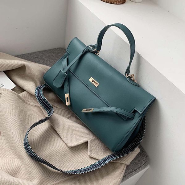 genuine women's bag ladies tote bag 2020 fashion exquisite single shoulder large capacity diagonal cross
genuine women's bag ladies tote bag 2020 fashion exquisite single shoulder large capacity diagonal cross