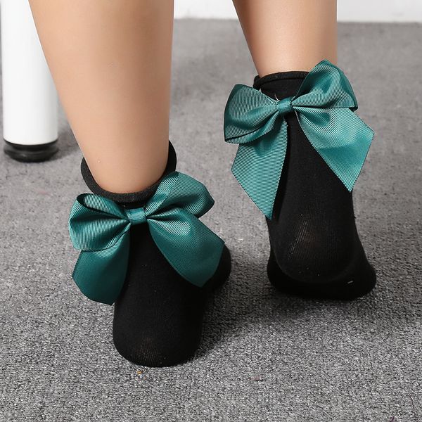 ribbon big bow ankle socks solid colors fashion women autumn spring lady girls street trendy gold silver sweet bowknot socks, Black;white
ribbon big bow ankle socks solid colors fashion women autumn spring lady girls street trendy gold silver sweet bowknot socks, Black;white