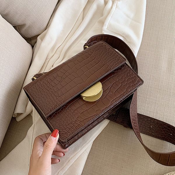 крокодил шаблон crossbody сумки для женщин 2019 маленькая цепочка сумка маленькая сумка искусственная кожа ручной мешок дамы дизайнер сумки
крокодил шаблон crossbody сумки для женщин 2019 маленькая цепочка сумка маленькая сумка искусственная кожа ручной мешок дамы дизайнер сумки