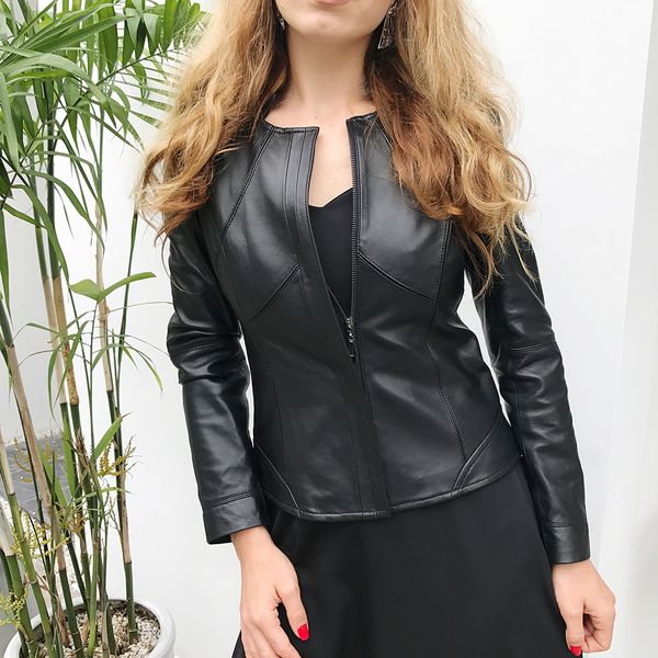eifurkop 100% genuine leather jacket women slim real sheepskin leather coat zipper, Black
eifurkop 100% genuine leather jacket women slim real sheepskin leather coat zipper, Black