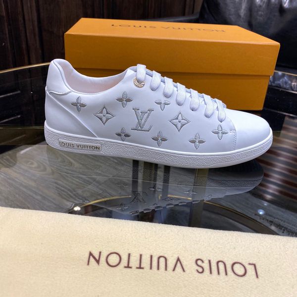 new arrival luxury design sneakers man runner shoes real leather walking sports shoes luxury shoes size 38-44, Black 
new arrival luxury design sneakers man runner shoes real leather walking sports shoes luxury shoes size 38-44, Black