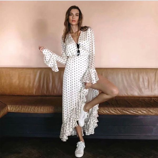 High Street Summer Beige Vintage Polka Dot Print Dresses Sexy Party with V-neck Long Sleeves Wrap Dress Asymmetrical Women Dress
High Street Summer Beige Vintage Polka Dot Print Dresses Sexy Party with V-neck Long Sleeves Wrap Dress Asymmetrical Women Dress