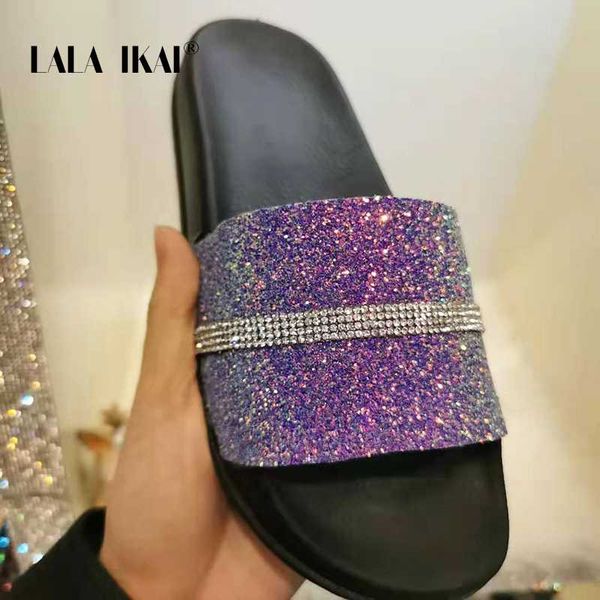 lala ikai 2020 new fashion women summer slippers rhinestone luxury sequins platform pvc beach cool ladies sandals xwa10962-4, Black
lala ikai 2020 new fashion women summer slippers rhinestone luxury sequins platform pvc beach cool ladies sandals xwa10962-4, Black