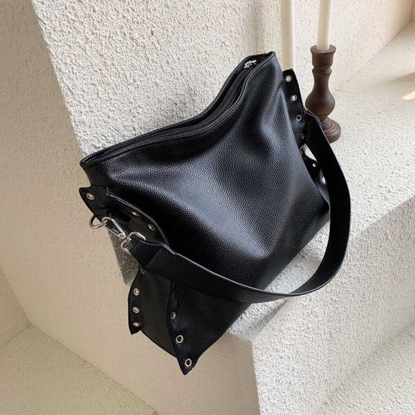 горячие ins женское одно плечо crossbody сумка все матча мягкая кожа большая емкость сумка 2019 заклепка сумка
горячие ins женское одно плечо crossbody сумка все матча мягкая кожа большая емкость сумка 2019 заклепка сумка
