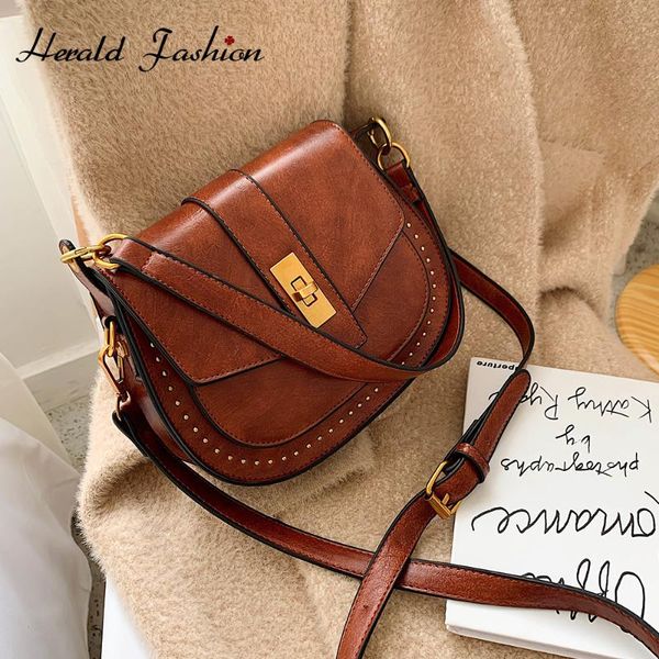 saddle women bag alligator pattern shoulder bags female round messenger bags for travel college style lady small crossbody bag
saddle women bag alligator pattern shoulder bags female round messenger bags for travel college style lady small crossbody bag