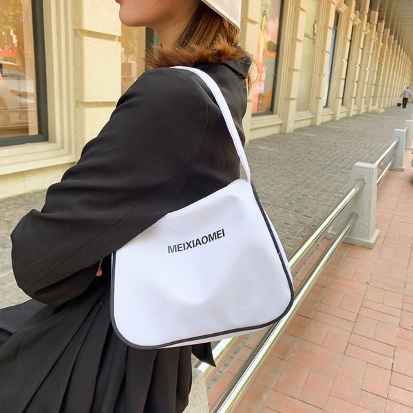 2020 new retro shoulder bag for women fashionable vintage nylon handbag female small casual bags handbags mini shoulder bag
2020 new retro shoulder bag for women fashionable vintage nylon handbag female small casual bags handbags mini shoulder bag
