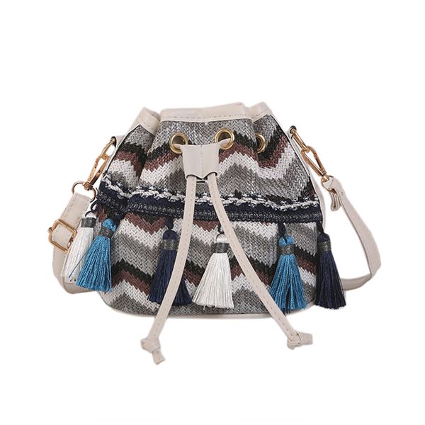 bohemian leisure ladies bucket crossbody bag weaving women shoulder bag drawstring dumplings handbag beach white
bohemian leisure ladies bucket crossbody bag weaving women shoulder bag drawstring dumplings handbag beach white