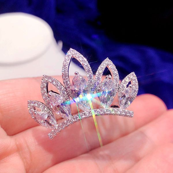 asnora zirconia infantil tocado linda pequena corona belleza horquilla peine del cabello accesorios para el cabello, Golden;white
asnora zirconia infantil tocado linda pequena corona belleza horquilla peine del cabello accesorios para el cabello, Golden;white