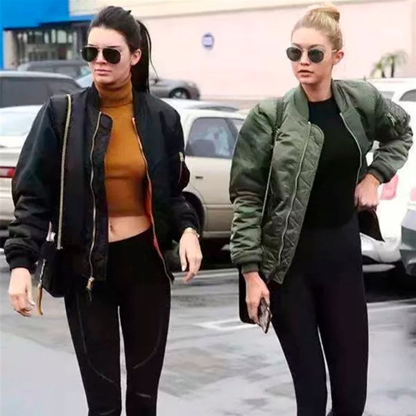 2018 fashion women winter warm parkas thick jacket padded women army green zipper winter thick cotton jacket female coat, Black
2018 fashion women winter warm parkas thick jacket padded women army green zipper winter thick cotton jacket female coat, Black