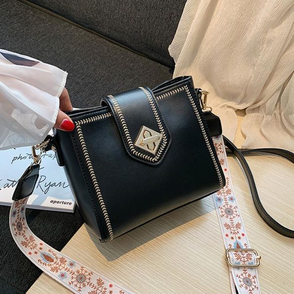 bags for women 2020 new luxury handbags leisure broadband one shoulder messenger bag fashionable and versatile bucket bag
bags for women 2020 new luxury handbags leisure broadband one shoulder messenger bag fashionable and versatile bucket bag