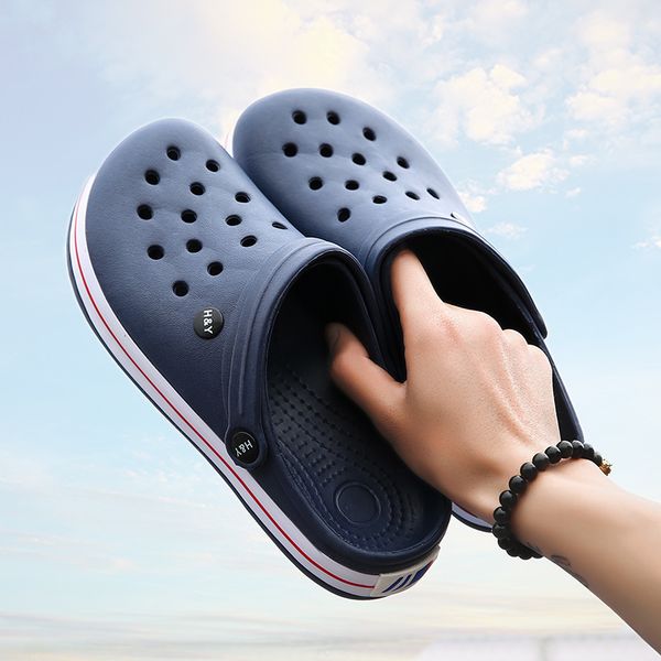 original clog comfortable women men classic sandals summer outdoor beach shoes fit flop slip on garden water ombre slippers
original clog comfortable women men classic sandals summer outdoor beach shoes fit flop slip on garden water ombre slippers