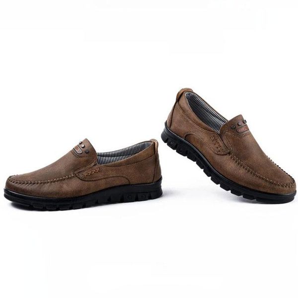 with box men's leather casual shoes soft moccasins men loafers autumn spring new fashion sneakers male boat shoes slip on plus size, Black
with box men's leather casual shoes soft moccasins men loafers autumn spring new fashion sneakers male boat shoes slip on plus size, Black