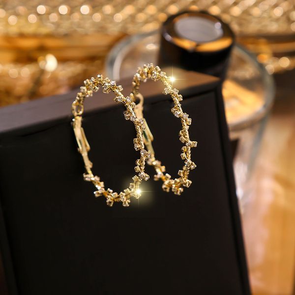 silver needle korean simple exquisite rhinestones chain winding hoop earrings fashion temperament girl women accessories jewelry, Golden;silver
silver needle korean simple exquisite rhinestones chain winding hoop earrings fashion temperament girl women accessories jewelry, Golden;silver