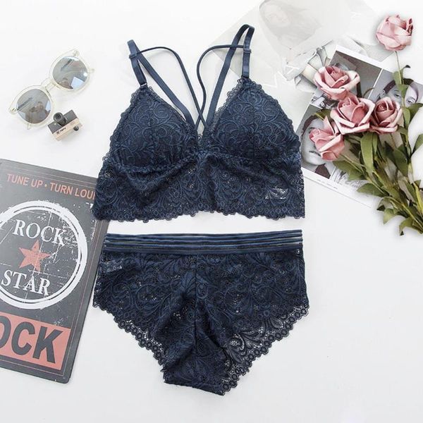 fashion lenceria brassiere wireless bra set push up bra lingerie sets soft underwear women brand lace set and panty #w, Black;red
fashion lenceria brassiere wireless bra set push up bra lingerie sets soft underwear women brand lace set and panty #w, Black;red