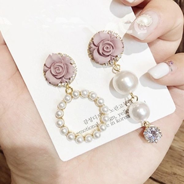 2017 korean temperament flower earrings brinco simulated pearl circle rhinestone pendientes for women fashion jewelry, Silver
2017 korean temperament flower earrings brinco simulated pearl circle rhinestone pendientes for women fashion jewelry, Silver
