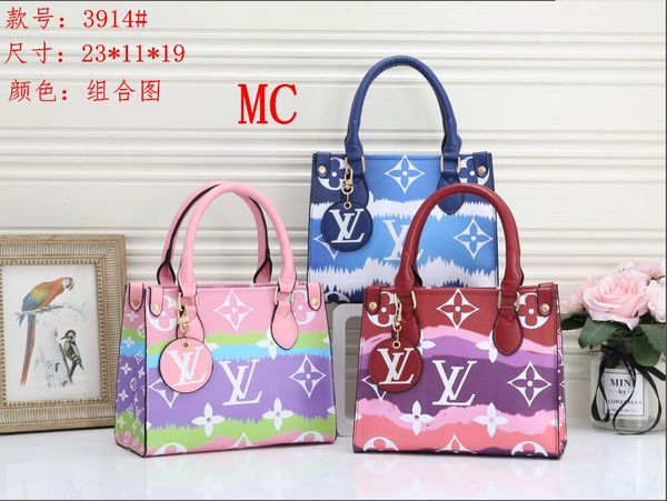 a83 новый дизайнер сумки кожа тиснением мода женская сумка цепи crossbody сумка дизайнерская сумка высокое качество кошельки кошелек тег
a83 новый дизайнер сумки кожа тиснением мода женская сумка цепи crossbody сумка дизайнерская сумка высокое качество кошельки кошелек тег