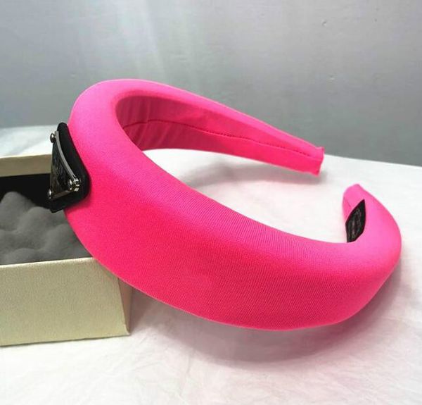 2020 designer hairband fashion headbands for women letter hair hoop girl elastic headband sports hair band sale, Silver
2020 designer hairband fashion headbands for women letter hair hoop girl elastic headband sports hair band sale, Silver
