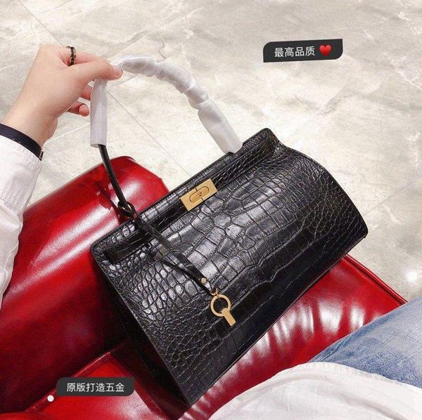 original leather women messenger shoulder women fashion chain leathe handbag shoulder bag cross body - 19922
original leather women messenger shoulder women fashion chain leathe handbag shoulder bag cross body - 19922