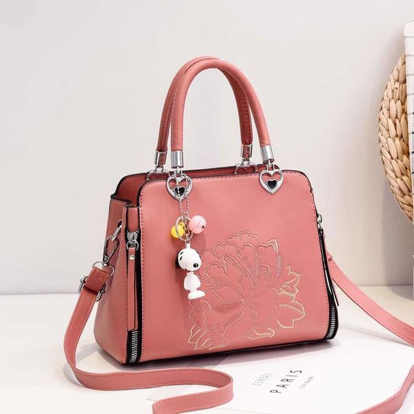 bags for women 2020 flower embroidery tote ladies handbag pu leather shoulder bag for women bolsos mujer de marca famosa 2020
bags for women 2020 flower embroidery tote ladies handbag pu leather shoulder bag for women bolsos mujer de marca famosa 2020
