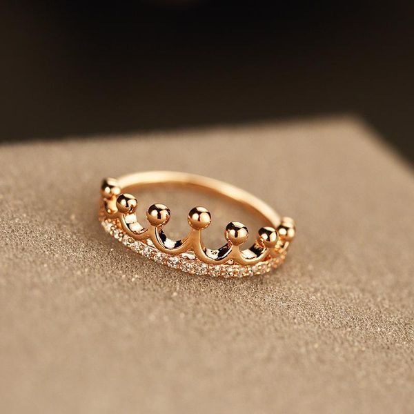 rose gold rings for women rhinestone crown shape finger ring with gift box r00060, Silver
rose gold rings for women rhinestone crown shape finger ring with gift box r00060, Silver
