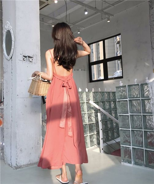 2019 summer women backless back belt maxi dress spaghetti straps chiffon dress vintage round neck casual, Black;gray
2019 summer women backless back belt maxi dress spaghetti straps chiffon dress vintage round neck casual, Black;gray