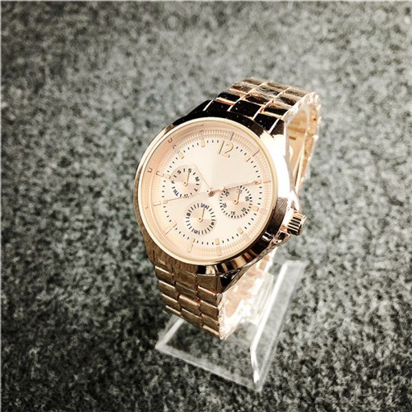 2020 female new simple and mens designer watches at iced out watch younger montre automatique, Slivery;black
2020 female new simple and mens designer watches at iced out watch younger montre automatique, Slivery;black