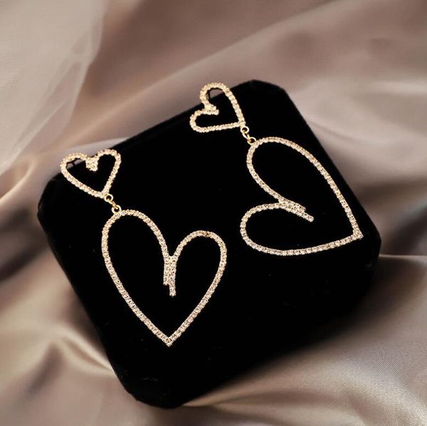 new designer women jewelry luxury full diamond love earrings heart shaped long earrings alloy rhinestone ladies er30146, Silver
new designer women jewelry luxury full diamond love earrings heart shaped long earrings alloy rhinestone ladies er30146, Silver