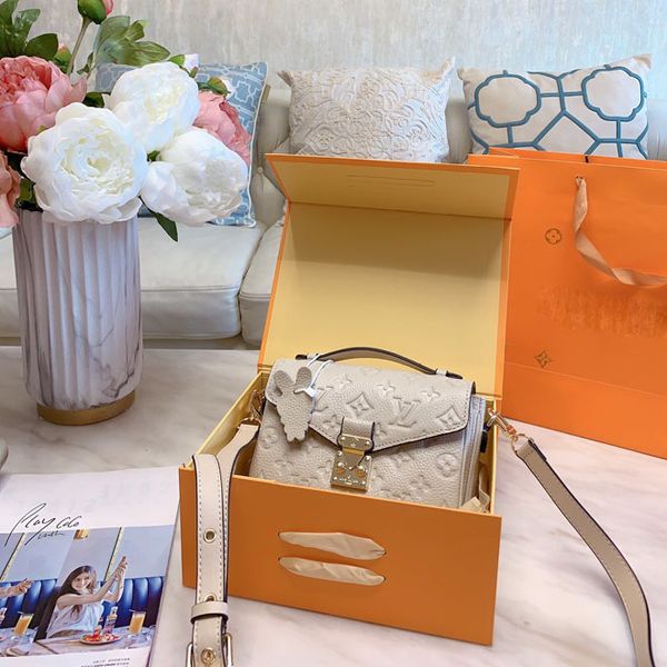 cowhide metis handbag handbag wallet backpack main card holder duffle bag women handbags horsebit card holder, Silver
cowhide metis handbag handbag wallet backpack main card holder duffle bag women handbags horsebit card holder, Silver