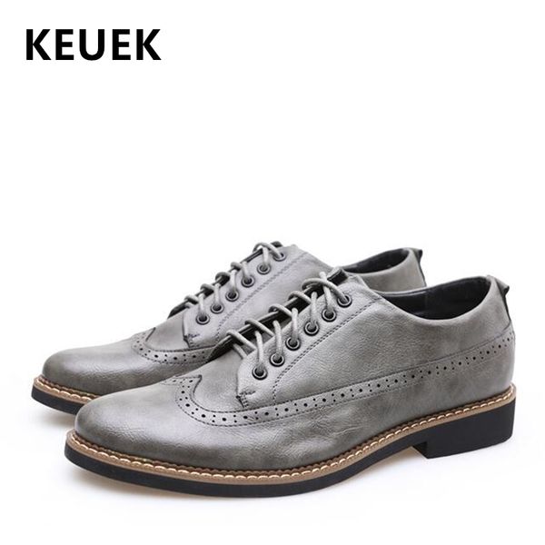 new 2019 fashion men casual leather shoes british style brogue shoes luxury male flats business dress 03c, Black
new 2019 fashion men casual leather shoes british style brogue shoes luxury male flats business dress 03c, Black