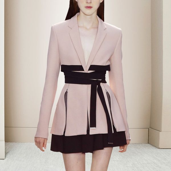 work dresses 2021 runway designer long sleeve women blazer dress elegant sash belt office ladies v-neck party suits 2 piece vestido, White;black
work dresses 2021 runway designer long sleeve women blazer dress elegant sash belt office ladies v-neck party suits 2 piece vestido, White;black