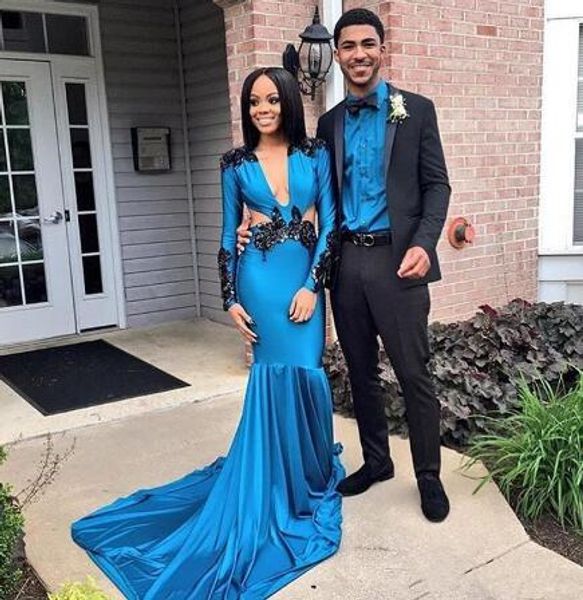 2020 mermaid evening dresses deep v neck elace appliques saudi arabia dubai satin formal prom gown long sleeve open back plus size, Black;red
2020 mermaid evening dresses deep v neck elace appliques saudi arabia dubai satin formal prom gown long sleeve open back plus size, Black;red