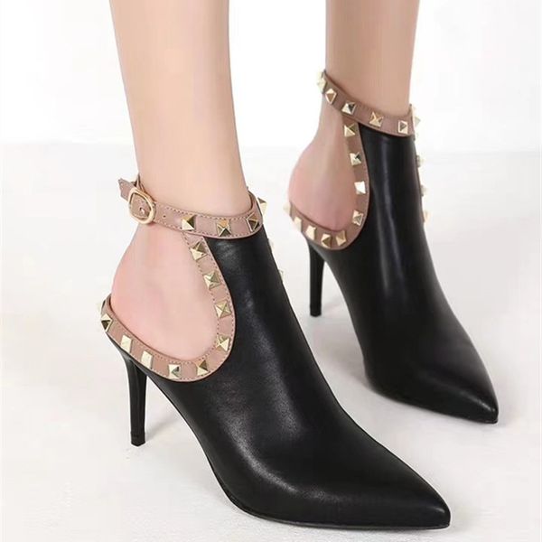 fashion high heels 2020 new women's shoes leather black banquet shoes women tip suede metal rivet ankle strap ladies
fashion high heels 2020 new women's shoes leather black banquet shoes women tip suede metal rivet ankle strap ladies