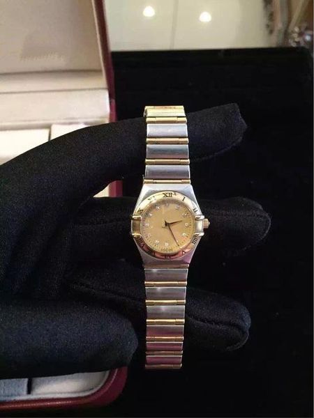 new fashion dress watch for women stainless steel bracelet gold face quartz movement watches 354, Slivery;brown
new fashion dress watch for women stainless steel bracelet gold face quartz movement watches 354, Slivery;brown