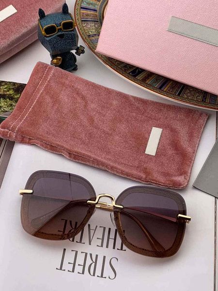2020 mm letter new womens sunglasses woman goggle sunglasses uv400 m20200 2 colors optional with box
2020 mm letter new womens sunglasses woman goggle sunglasses uv400 m20200 2 colors optional with box