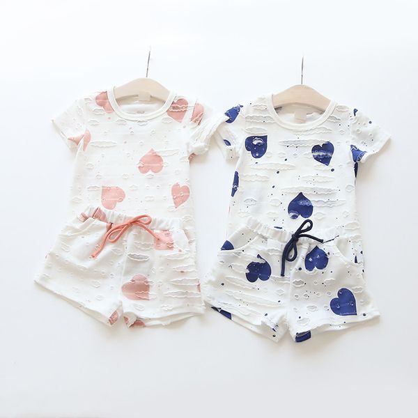 stylish girls clothing sets summer heart printed t shirt+short pants kids children's clothing suits 1 lot=1set=2pieces cotton, White
stylish girls clothing sets summer heart printed t shirt+short pants kids children's clothing suits 1 lot=1set=2pieces cotton, White