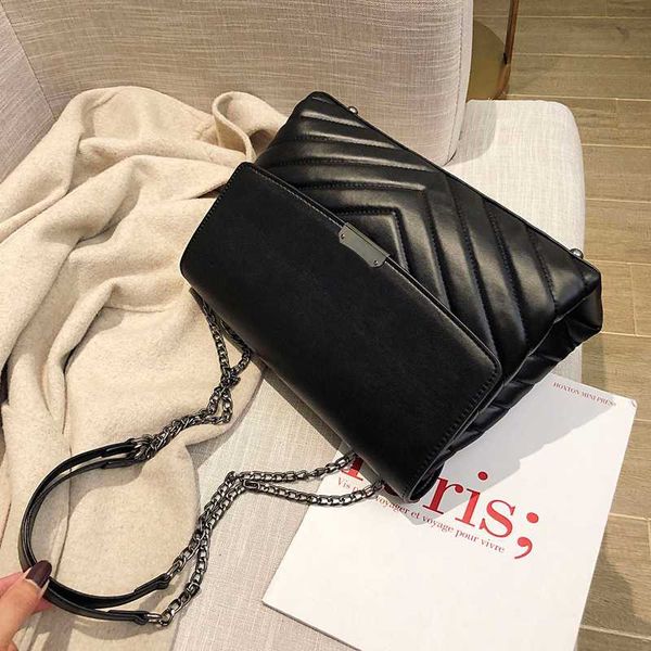 european fashion female tote bag 2020 new quality pu leather women's designer handbag lock high capacity shoulder messenger bag
european fashion female tote bag 2020 new quality pu leather women's designer handbag lock high capacity shoulder messenger bag