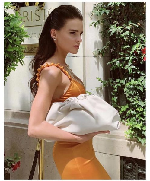 bisonjs soft nappa leather women shoulder bag feminine fashion messenger bags women ladies crossbody bag bolsa
bisonjs soft nappa leather women shoulder bag feminine fashion messenger bags women ladies crossbody bag bolsa