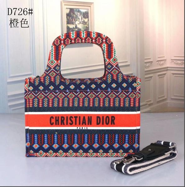 new luxury fashion love heart v wave pattern satchel designer shoulder bag chain handbag crossbody purse lady shopping tote bag
new luxury fashion love heart v wave pattern satchel designer shoulder bag chain handbag crossbody purse lady shopping tote bag