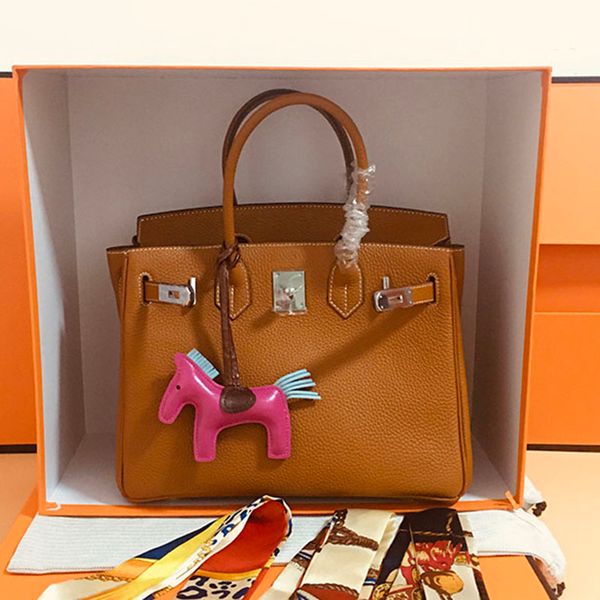 silver designer luxury handbags purses totes bag genuine cowhide leather micaela 2020 brand fashion women's handbag shoulder crossbody
silver designer luxury handbags purses totes bag genuine cowhide leather micaela 2020 brand fashion women's handbag shoulder crossbody